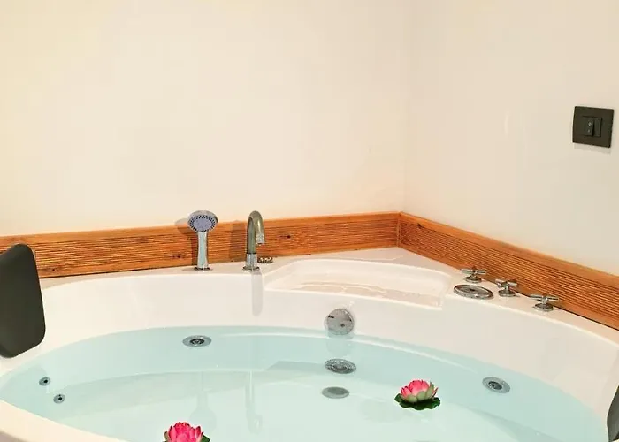 Appartement Jacuzzi *